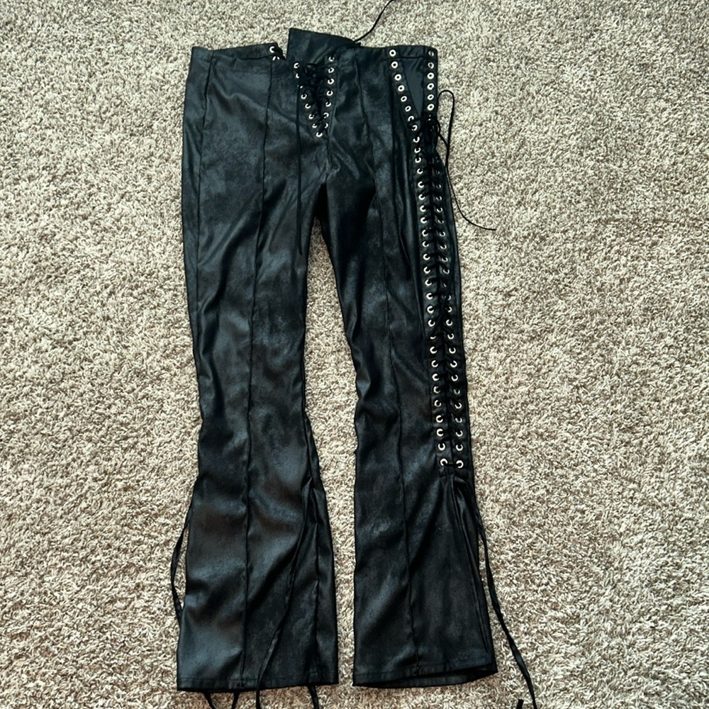 Trendy pants